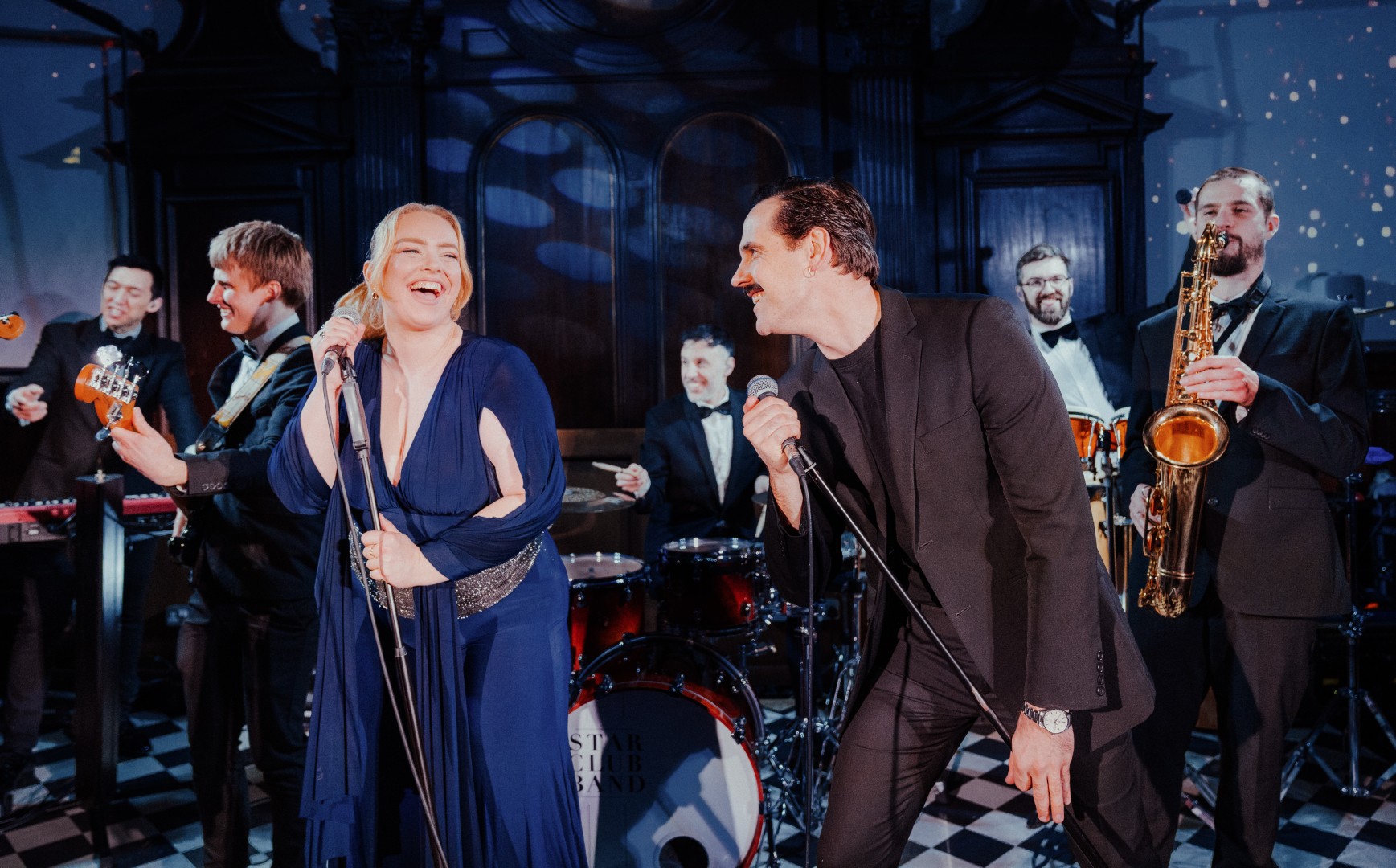 Star Club Band performing live